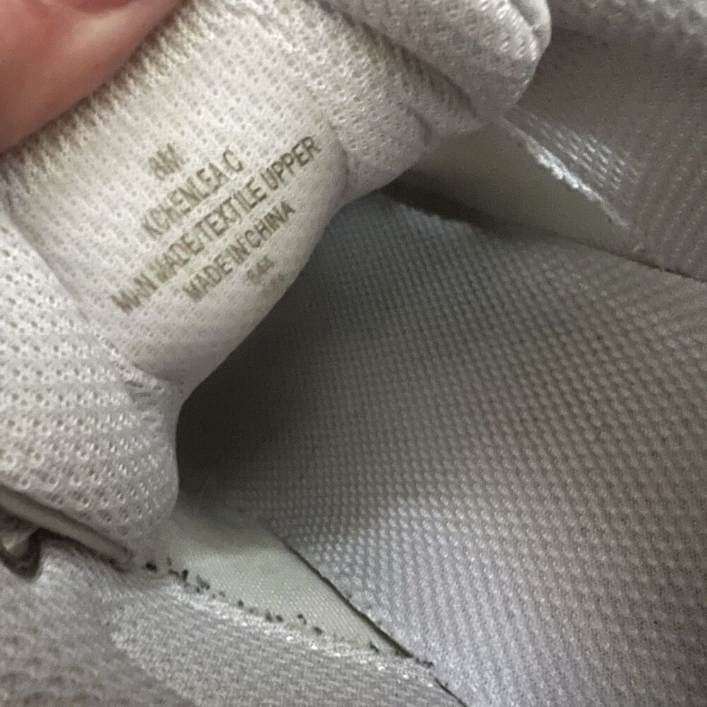 Calvin Klein Henlea Sneakers Size 8M Beige Classic Neutral Shoes Preppy Modern - Picture 6 of 8